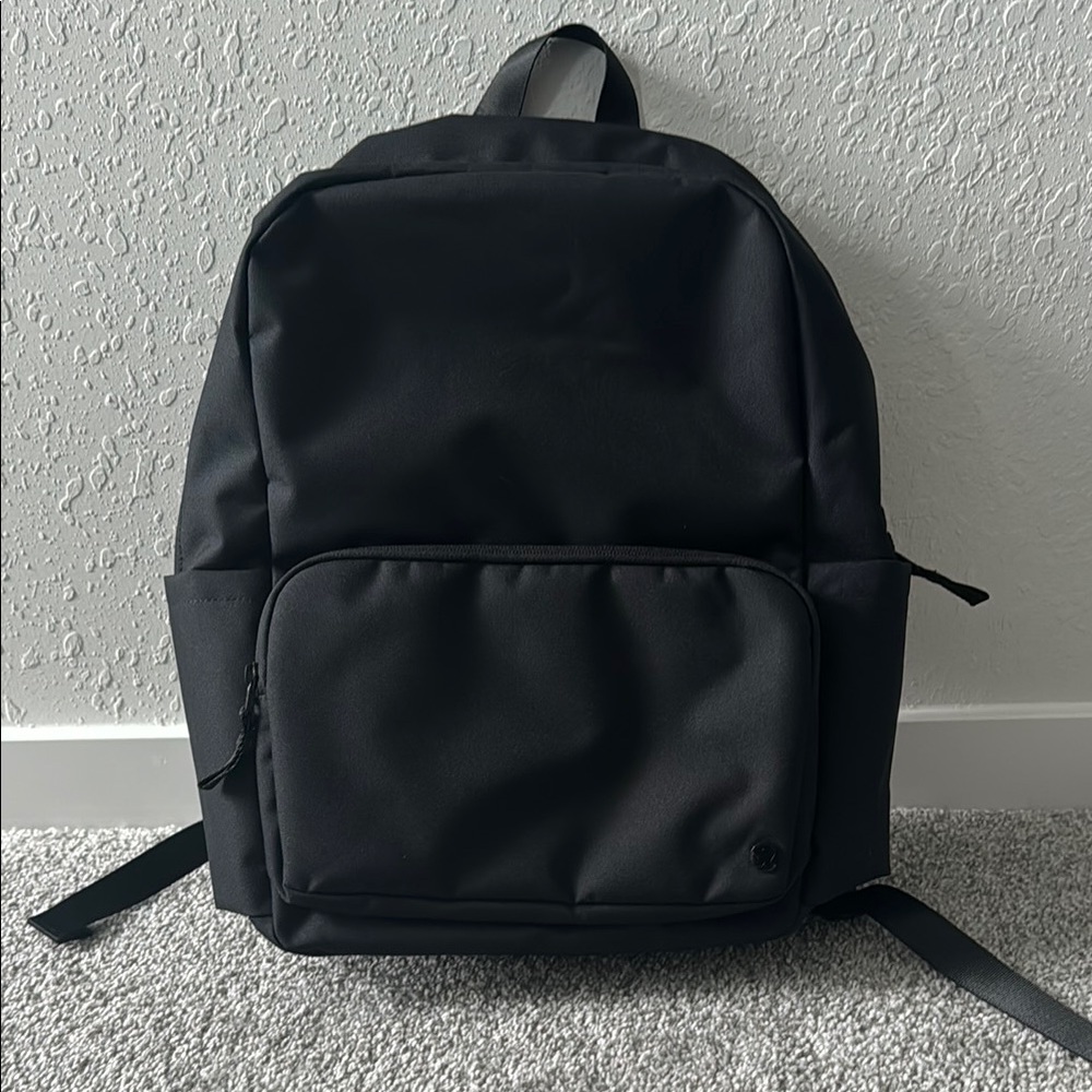 Lululemon Everywhere Backpack